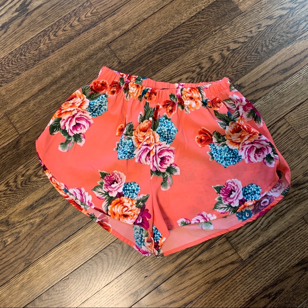 Boutique floral shorts